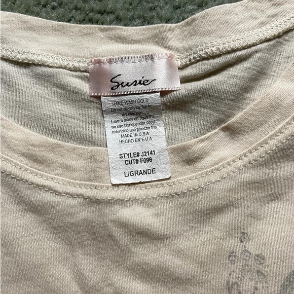 🦄5 for $30🦄 Graphic tee - Picture 2 of 2